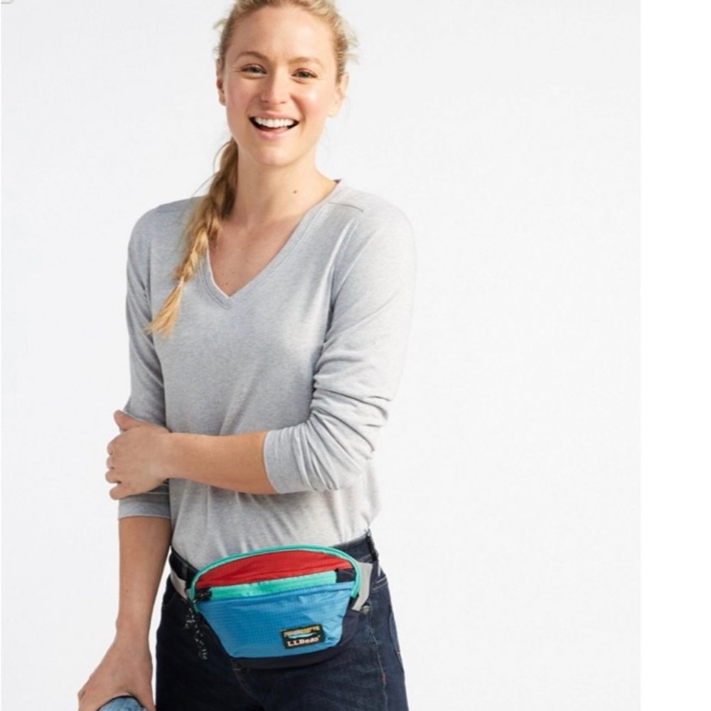 🔥L.L Bean Adults' Stowaway Hip Pack, Black & Gray🔥